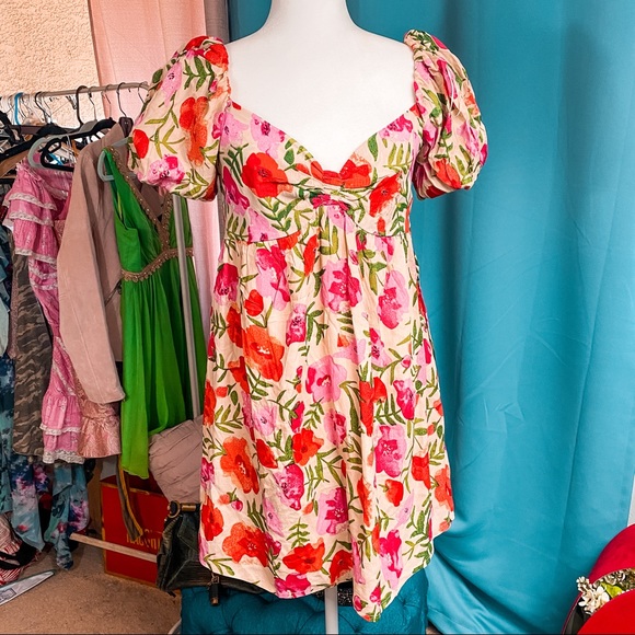 Chic Wish Floral Dress - Picture 2 of 4